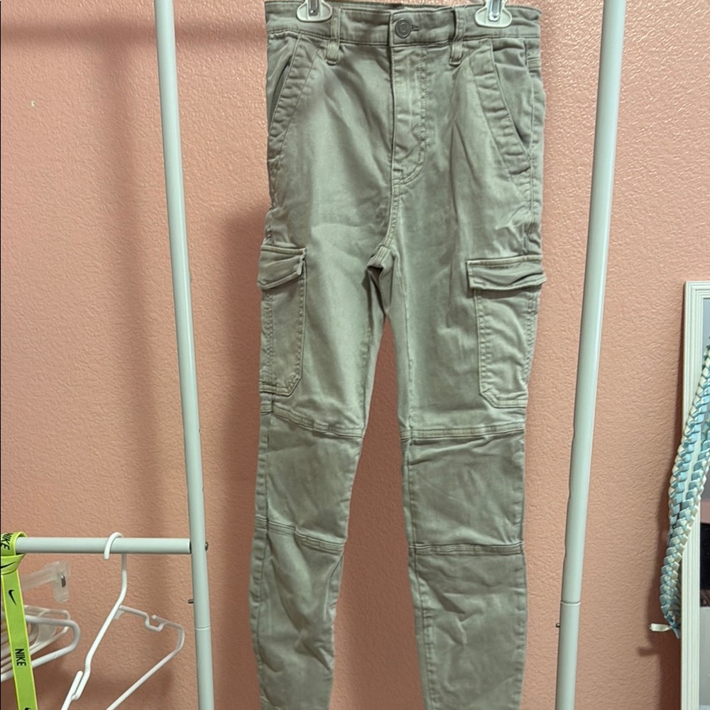 H&M Tan Cargo Pants Relaxed Fit Cotton
